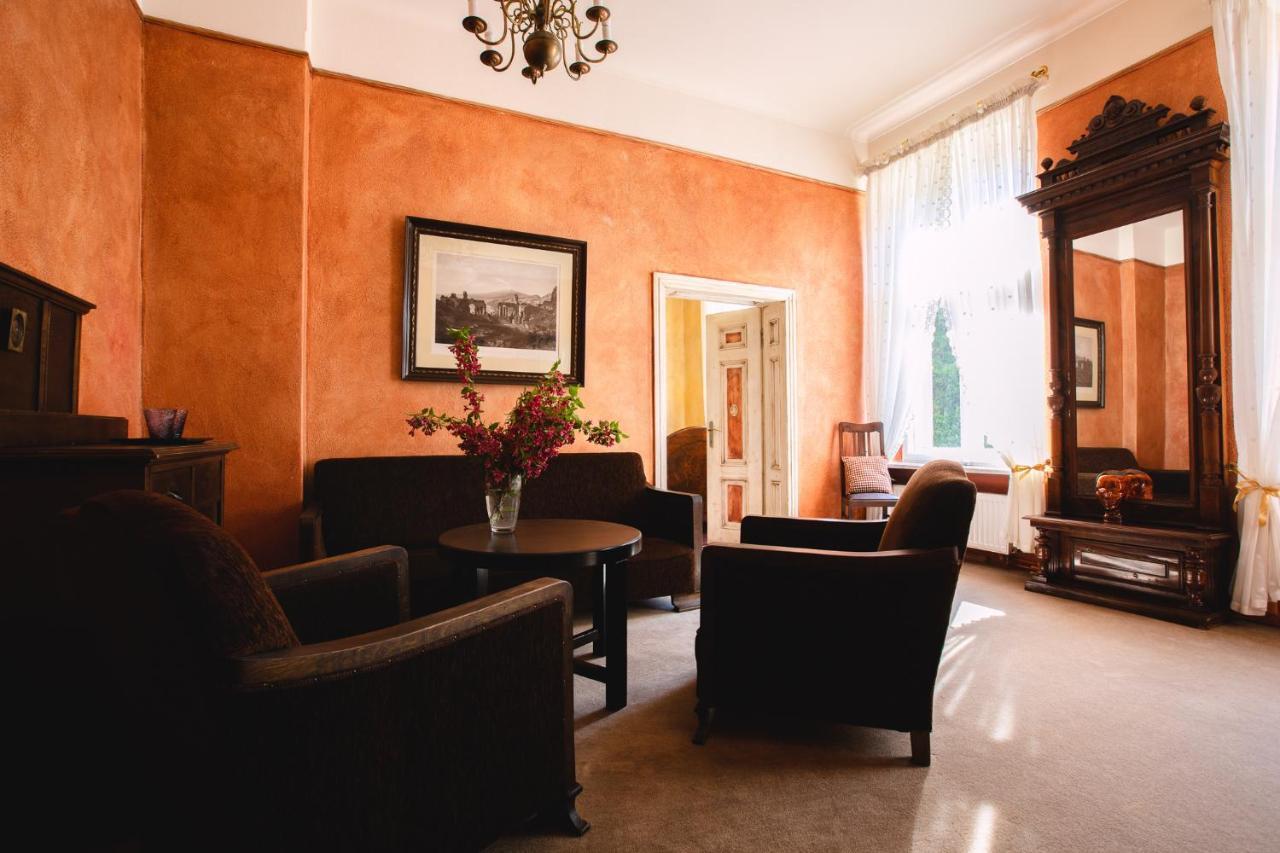 Dwor Podstolice - House Of Rosenthal Villa Kültér fotó